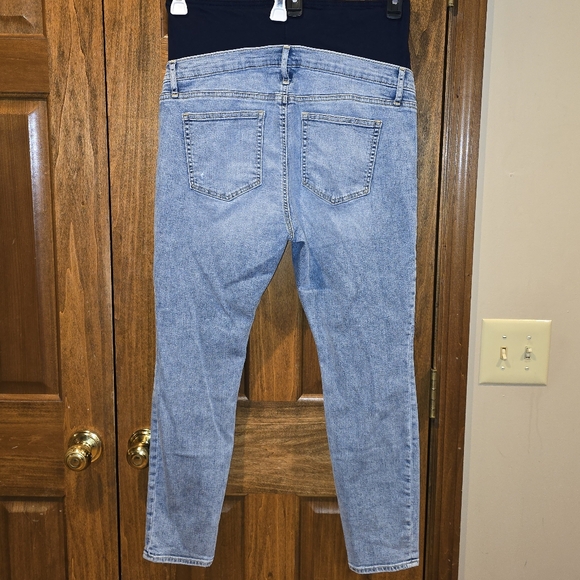 GAP:Maternity True Waistband ADORABLE Distressed Skinny Jeans, Lt Indigo, NWOT - Picture 5 of 14